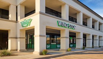 Wingstop-Exterior_Day1