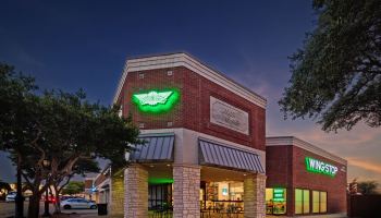 Wingstop-Exterior_Night1